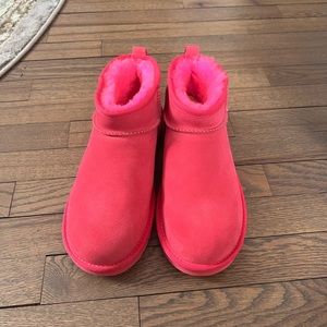 Ultra mini pink UGGs